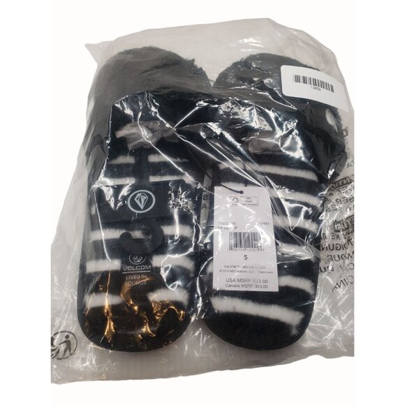 Volcom Girl's Lived in Lounge Slide Slipper Black Zebra Stripes size 5 Big Kid - Picture 7 of 8